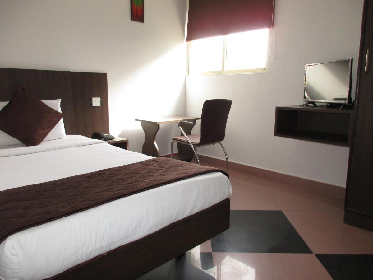 Nash Inn Bengaluru Zewnętrze zdjęcie